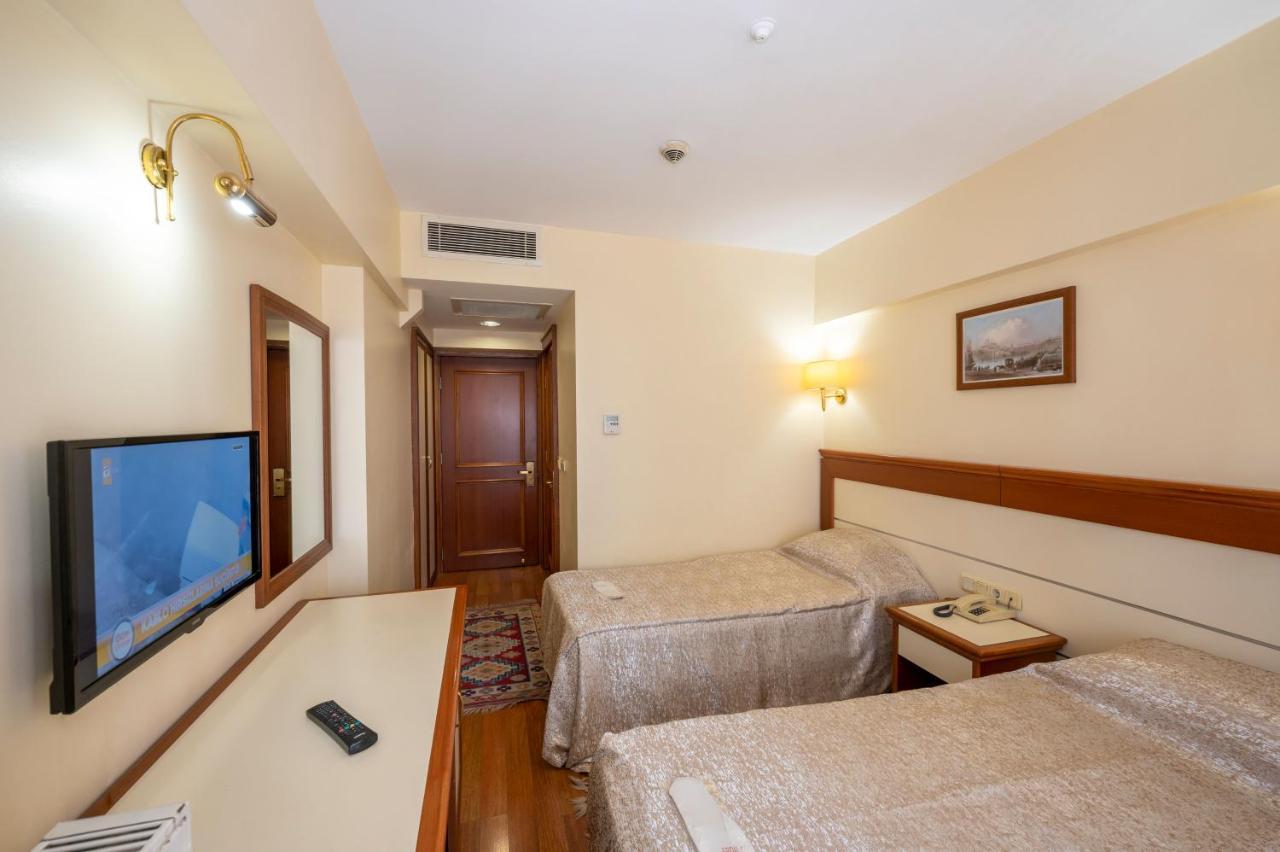 Hotel Erdal Истанбул Екстериор снимка