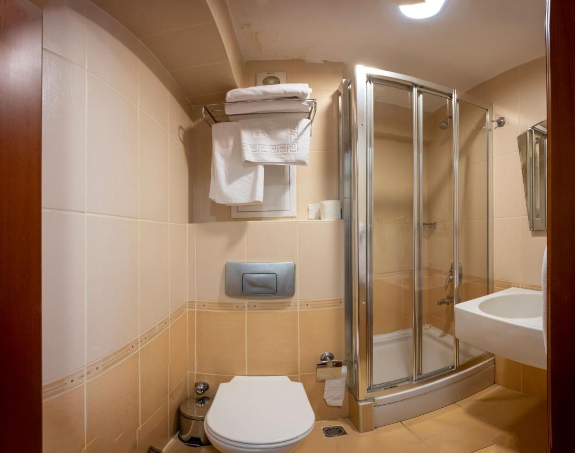 Hotel Erdal Истанбул Екстериор снимка
