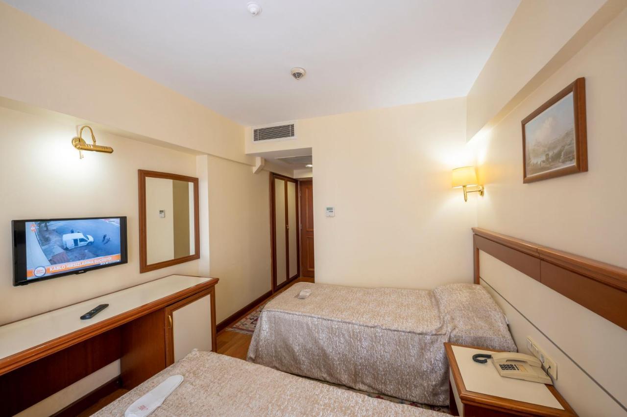 Hotel Erdal Истанбул Екстериор снимка