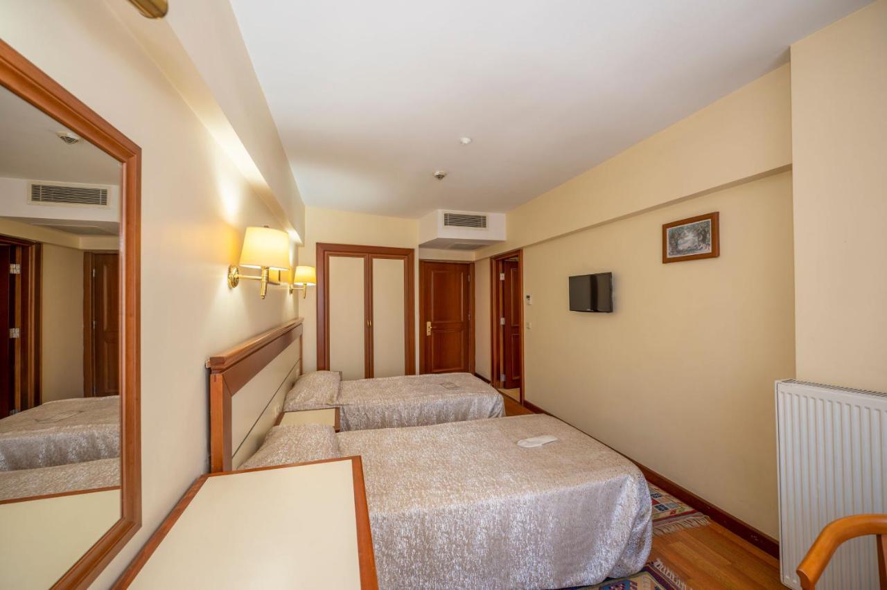 Hotel Erdal Истанбул Екстериор снимка